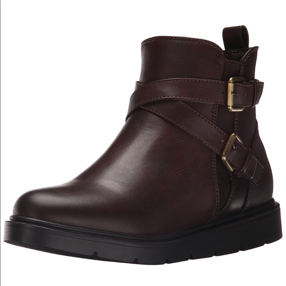 Texas Brown Wraparound Buckle Flat Ankle Booties - Picture 5 of 8